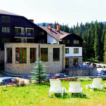 Forest Retreat, Stream Resort, Pamporovo Apartment *