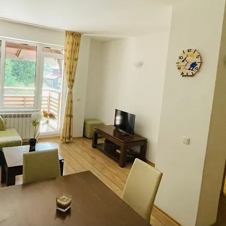 Forest Retreat, Stream Resort, Pamporovo Appartamento