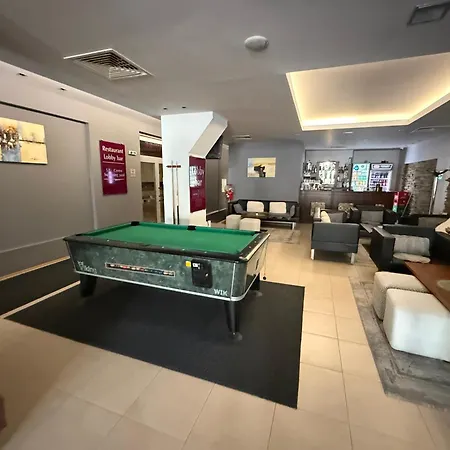 Forest Retreat, Stream Resort, Pamporovo Apartament *