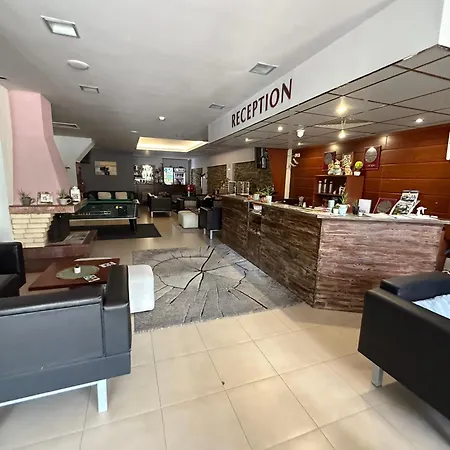 Forest Retreat, Stream Resort, Pamporovo Апартаменты