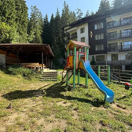 Forest Retreat, Stream Resort, Pamporovo Stoykite
