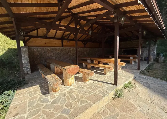 Forest Retreat, Stream Resort, Pamporovo